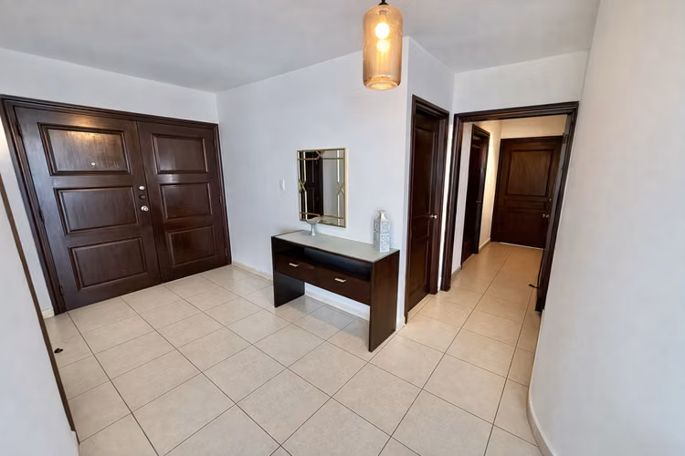 PH Sol Marina | 240m² amoblado | Piso alto | $389,000