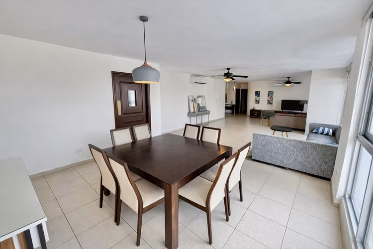 PH Sol Marina | 240m² amoblado | Piso alto | $389,000