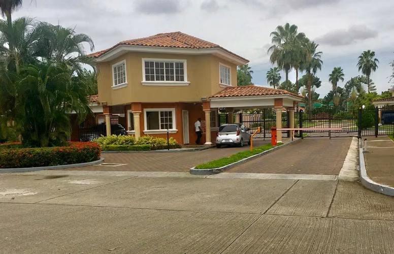 Se vende casa en Costa del Este, Costa Bay