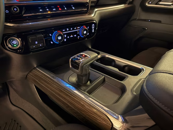 Chevrolet Silverado Z71 RST 2024