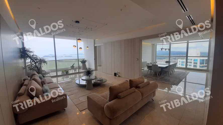 Venta de Penthouse en PH Costanera, Bella Vista