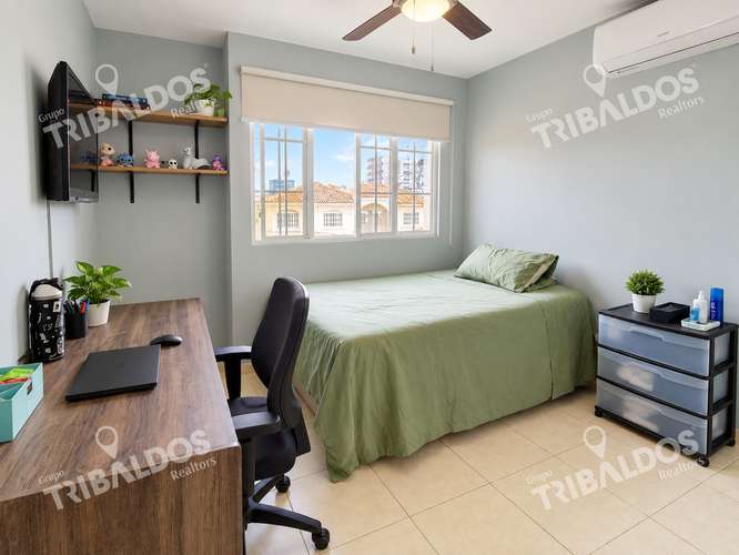 VENTA DE CASA ADOSADA EN  VILLA DE LAS AZORES EN VILLA LUCRE