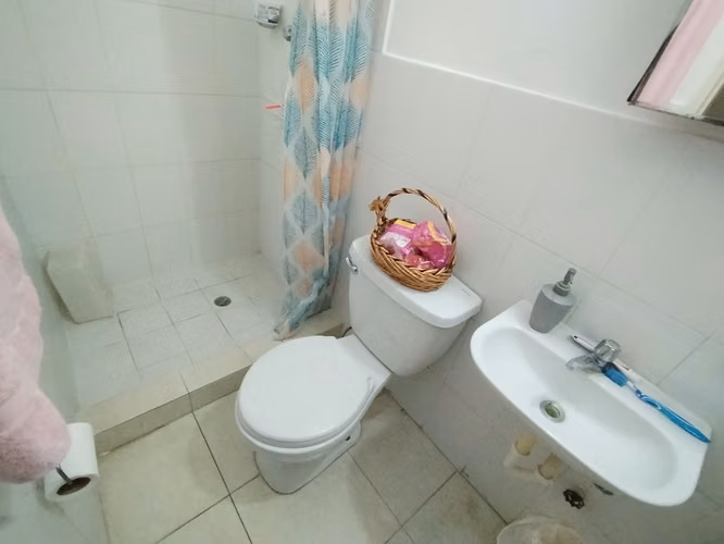 VENTA DE CASA ADOSADA EN  VILLA DE LAS AZORES EN VILLA LUCRE