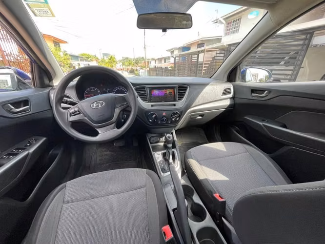 Hyundai Solaris 2022