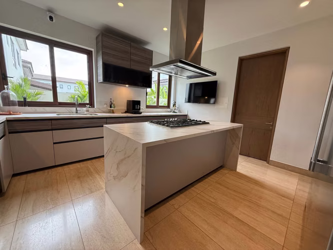 Venta de Casa dúplex en Santa Maria, The Woods, 339m2 de construcción y 629m2 de terreno - Imagen 5