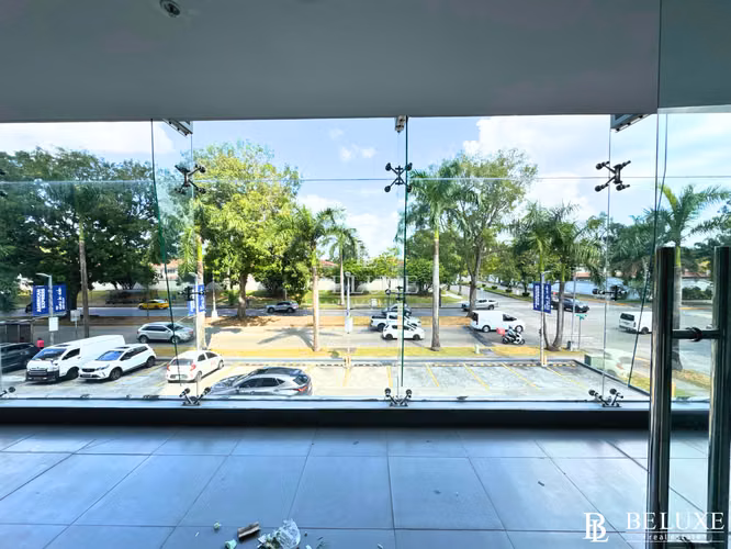 LOCAL COMERCIAL EN ALQUILER 1ER PISO COSTA DEL ESTE ISTRIP MALL(20)