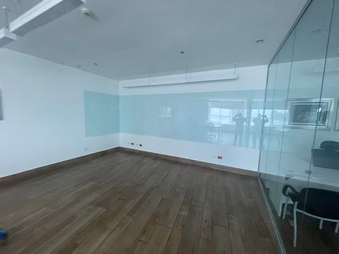 Alquiler de Oficina en Costa del Este, Plaza del Este, 340m2