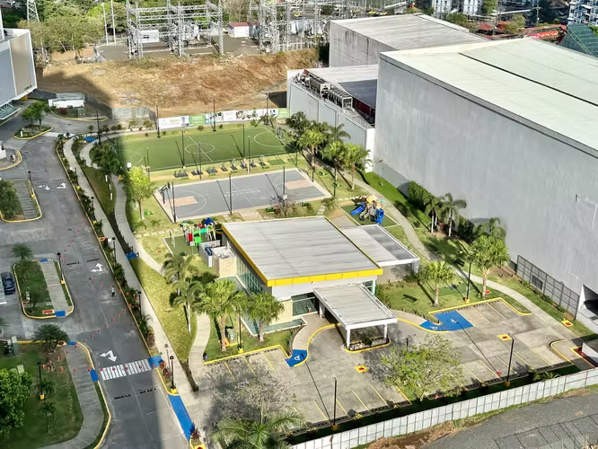 Se vende apartamento en Condado del Rey, Ph Kings Park