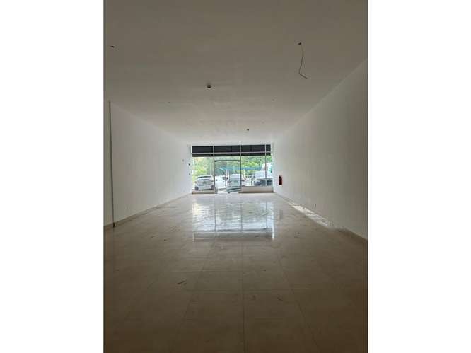 Alquiler de local doble en Planta Baja | Athas, La Pulida - Imagen 4