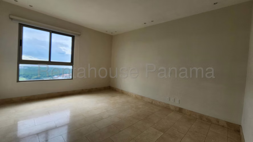 Venta de Apartamento en Santa Maria Ph GreenView Mts2: 215 PD