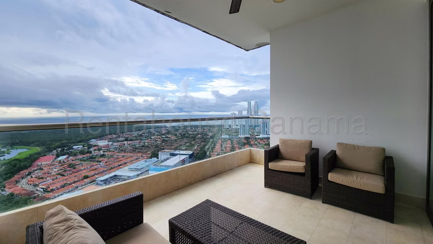 Venta de Apartamento en Santa Maria Ph GreenView Mts2: 215 PD