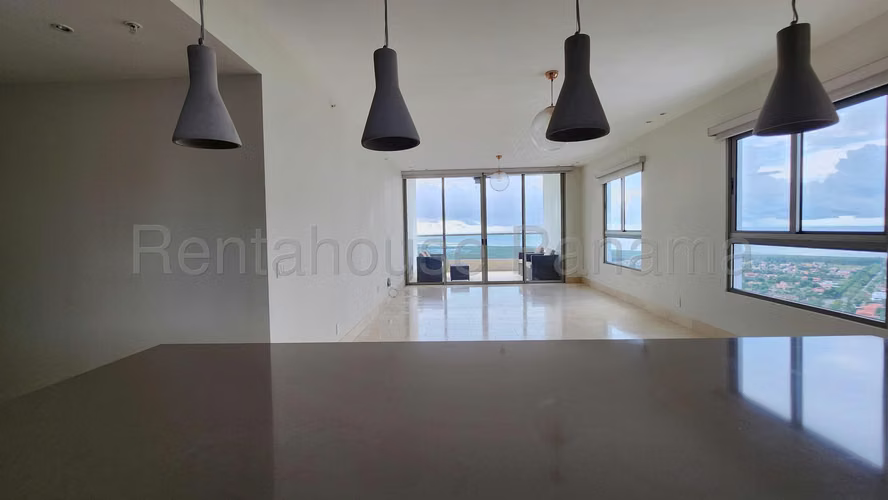 Venta de Apartamento en Santa Maria Ph GreenView Mts2: 215 PD
