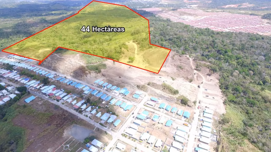 44-Hectare Lot for Sale in Las Cumbres – Approved Project for Over 1,000 Homes