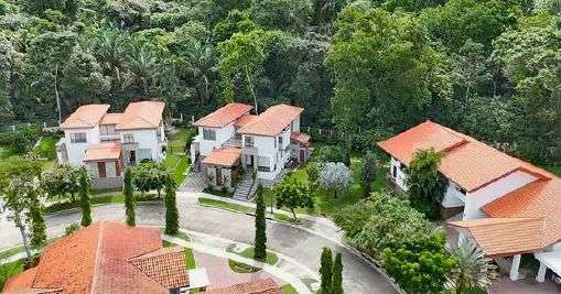 VENTA Elegante Residencia DUPLEX en Urbanización cerrada | Camino de Cruces – Clayton (JJ) - Imagen 12