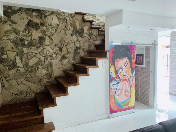Albrook  Residencia Remodelada de 5 Recámaras $725,000.00