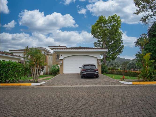 REMATE:VENTA DE CASA EN ANCON , PH TUCAN COUNTRY