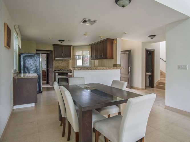 REMATE:VENTA DE CASA EN ANCON , PH TUCAN COUNTRY