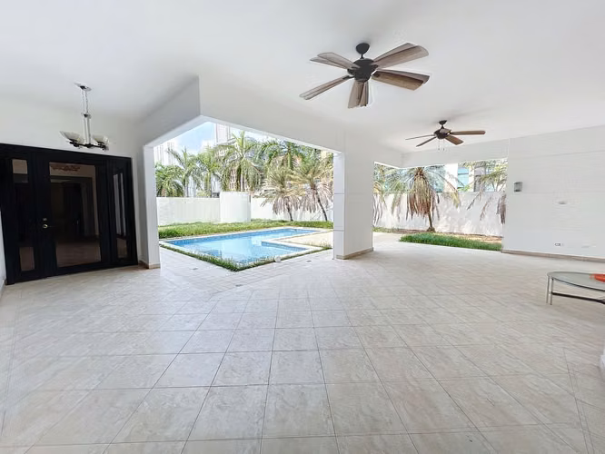 Venta casa en Costa del Este PH Paseo del parque  - Imagen 10