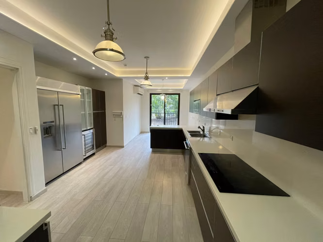 Alquiler de apartamento 300mts en Embassy Club Clayton