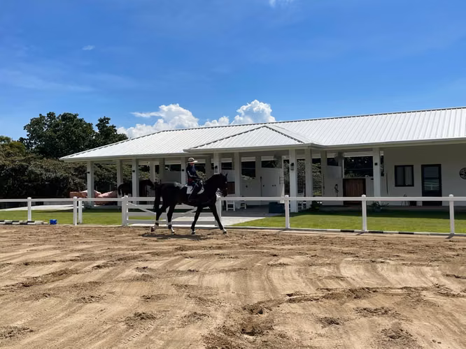 Hermosa Finca Ecuestre de 3.6 Hectáreas en San Carlos - Imagen 19