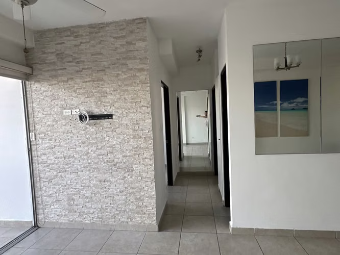 Alquilo apartamento en PH El Doral, línea blanca - Imagen 9
