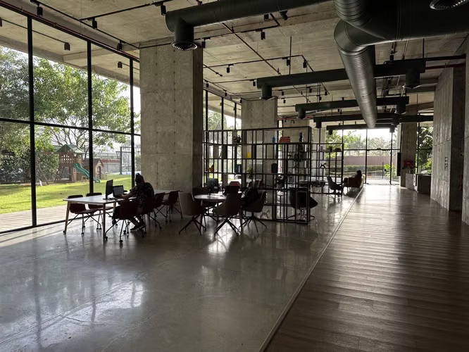 Alquilo apartamento en PH Quatrium, amoblado