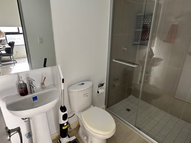 Alquilo apartamento en PH Quatrium, amoblado