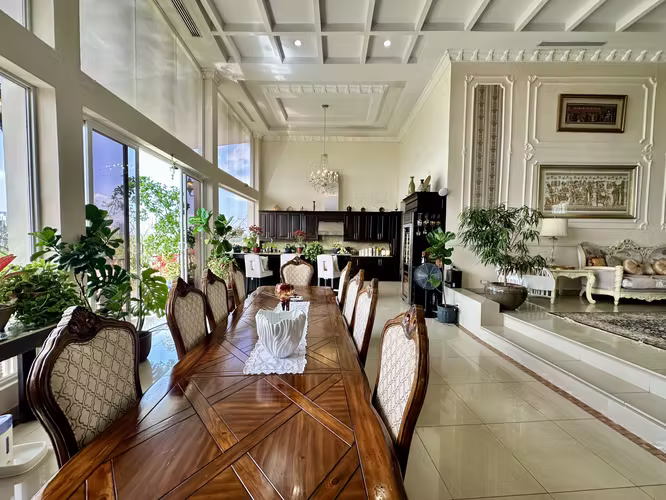 Se vende mansión en Altos de Panamá