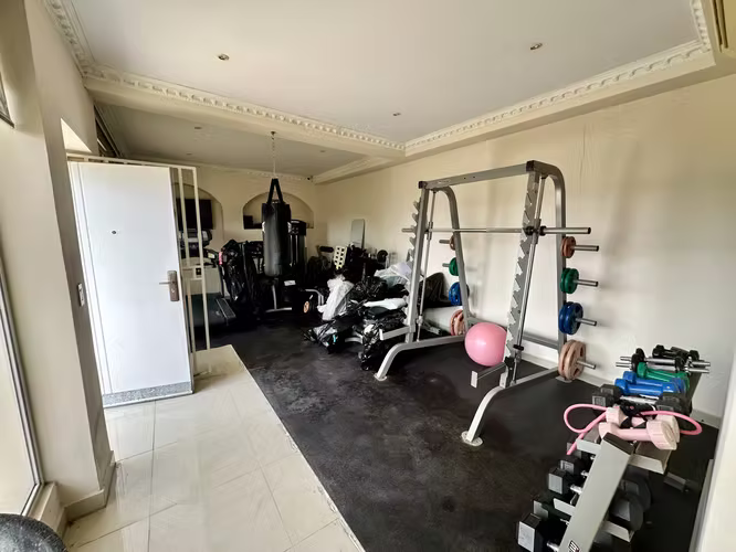 Se vende mansión en Altos de Panamá