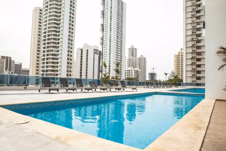 Apartamento con hermosas vistas en Harmony Tower en el corazón de la Ciudad