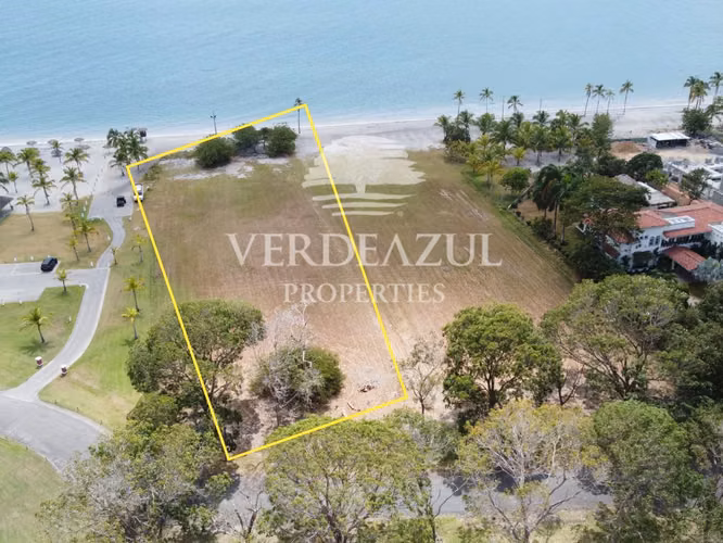 Venta de Lote Frente al Mar en Buenaventura