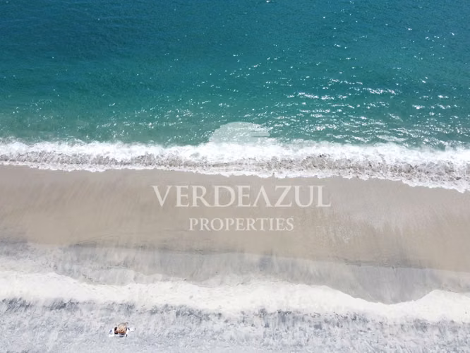 Venta de Lote Frente al Mar en Buenaventura