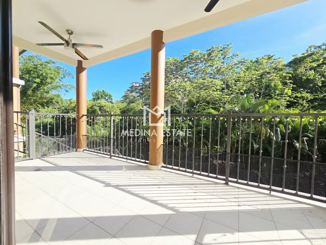 Alquiler Garden Apartment en Embassy Club, Clayton, con 4 habitaciones y jardín. - Imagen 6