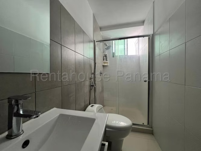 Venta – Amplio Apartamento Familiar en Carrasquilla, Excelente Ubicación BDP