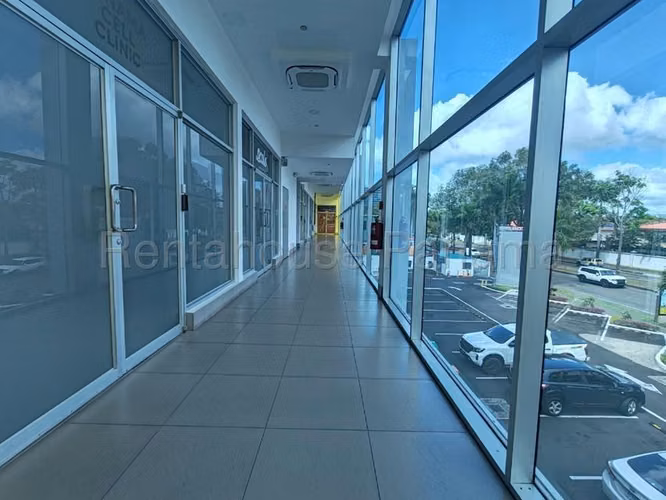 Local Comercial en Alquiler enCosta del Este JG
