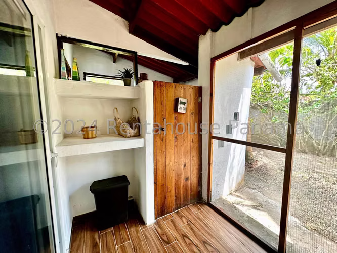 Venta – Espectacular Casa de Playa Frente al Mar en Costa Arriba de Colón BDP - Imagen 14