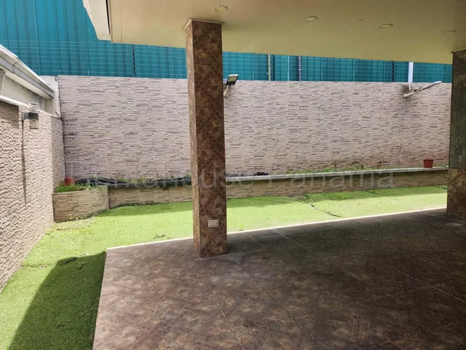  Venta – Casa en Dorado Village, Condado del Rey BDP