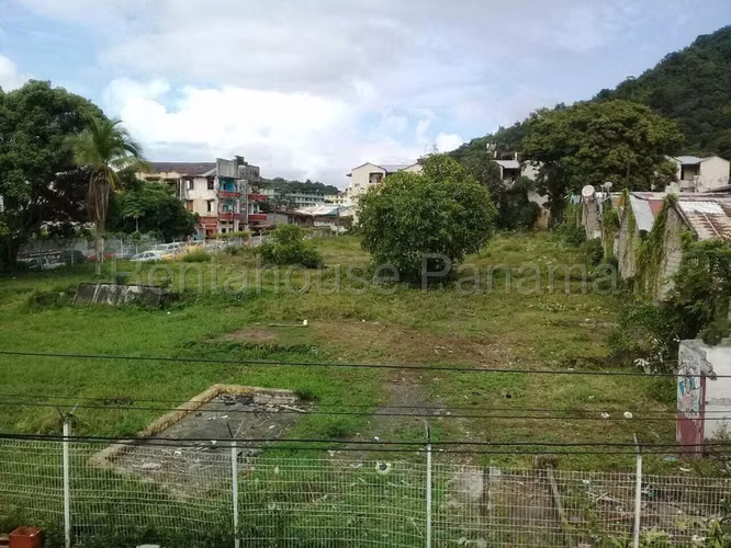 Venta de Terreno en Santa Ana MPS25*9531