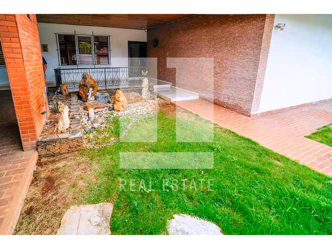 Se Vende Casa en El Carmen - Imagen 3