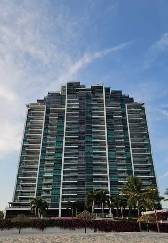 Venta de Apartamento en Playa Blanca PH Lighthouse Beach Tower, 170m2