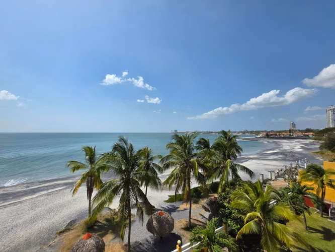 Apartamento Amoblado de 2 Recámaras en Playa Serena Resort