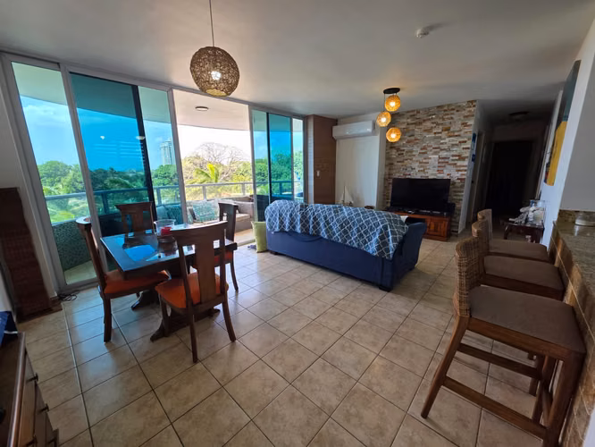 Apartamento Amoblado de 2 Recámaras en Playa Serena Resort