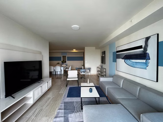 Melissa Foster vende apartamento en PH THE REGENT, Costa del Este. MFR1933