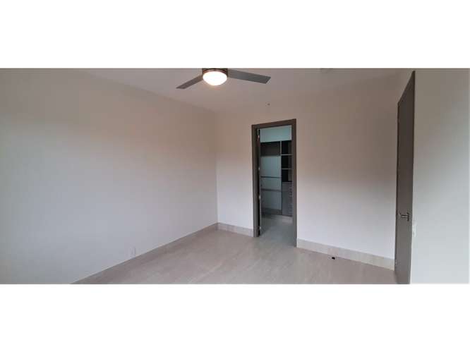 En Venta Apartamento en EXPLORA, Panamá Pacífico