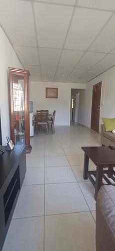 ALQUILER DE CASA EN  PEDREGAL