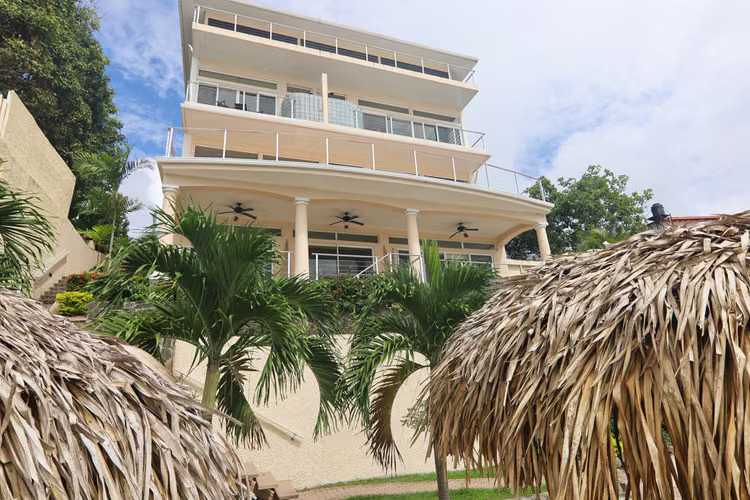 Propiedad Generadora de Ingresos Panamá Hotel Boutique en Venta