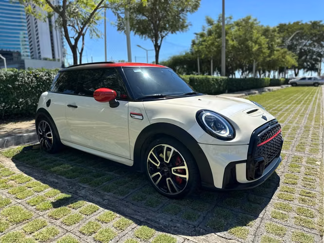 MINI JC Edicion Ultra Limitada - 1 DE 6 EN PANAMÁ UNICO DUEÑO - Imagen 2
