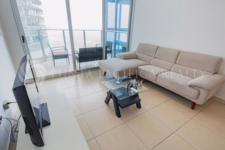 PH Oasis at the Bay- Amoblado para Venta