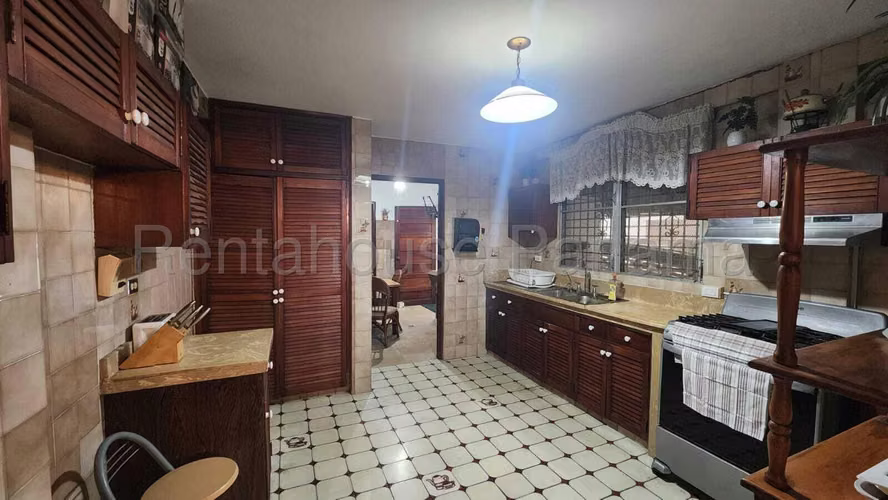 Vendo Casa Espaciosa en Hato Pintado 26-4905GG