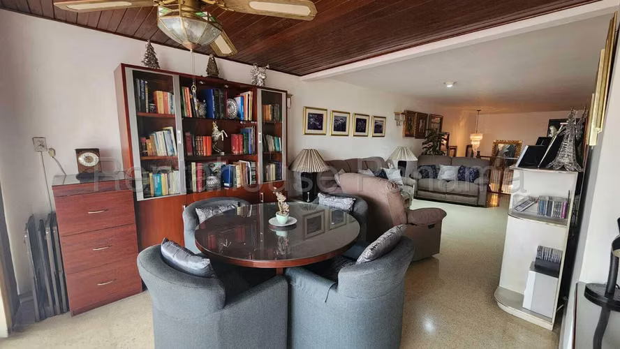Vendo Casa Espaciosa en Hato Pintado 26-4905GG